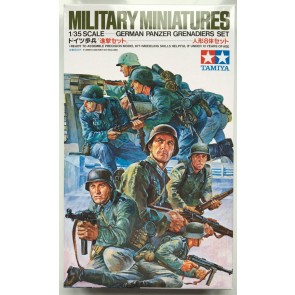 Komplet nem&scaron;kih tankovskih grenadirjev