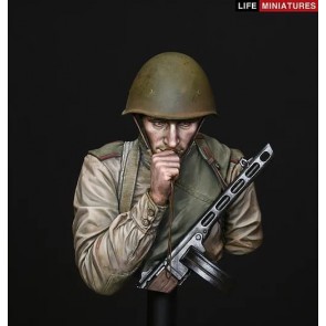 &lsquo;ON THE EDGE OF NO MAN&rsquo;S LAND&rsquo; WW2 YOUNG RED ARMY INFANTRYMAN, BATTLE OF KURSK